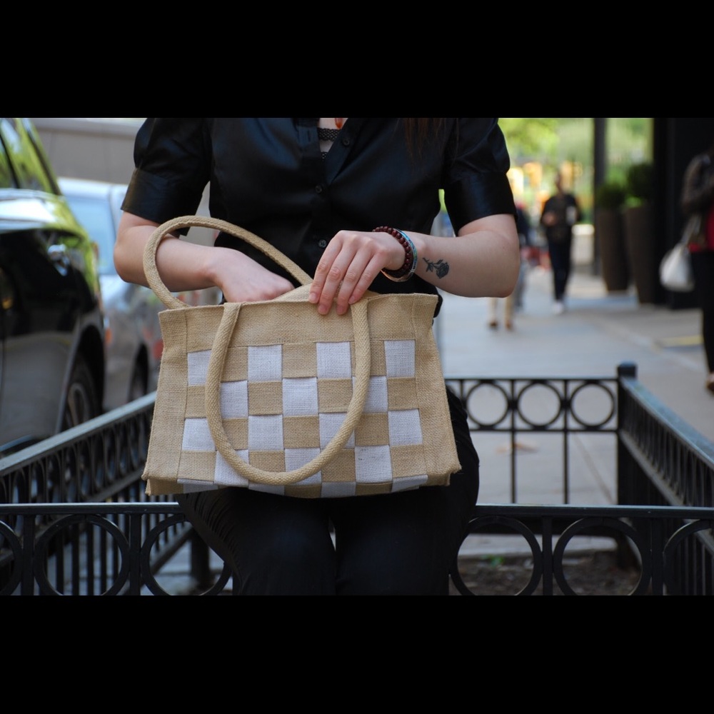 Handmade, handwoven high end jute handbages - Picture 4 of 6